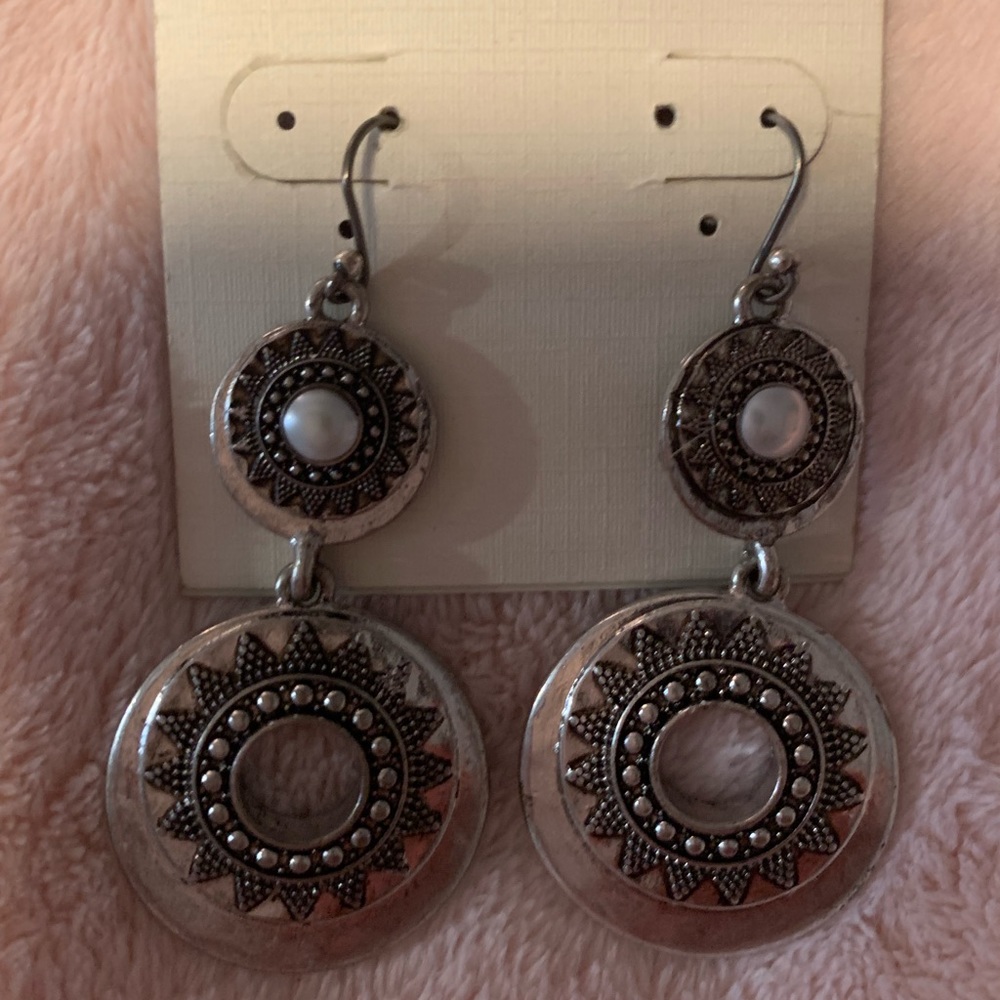 NWT Lucky Brand earrings